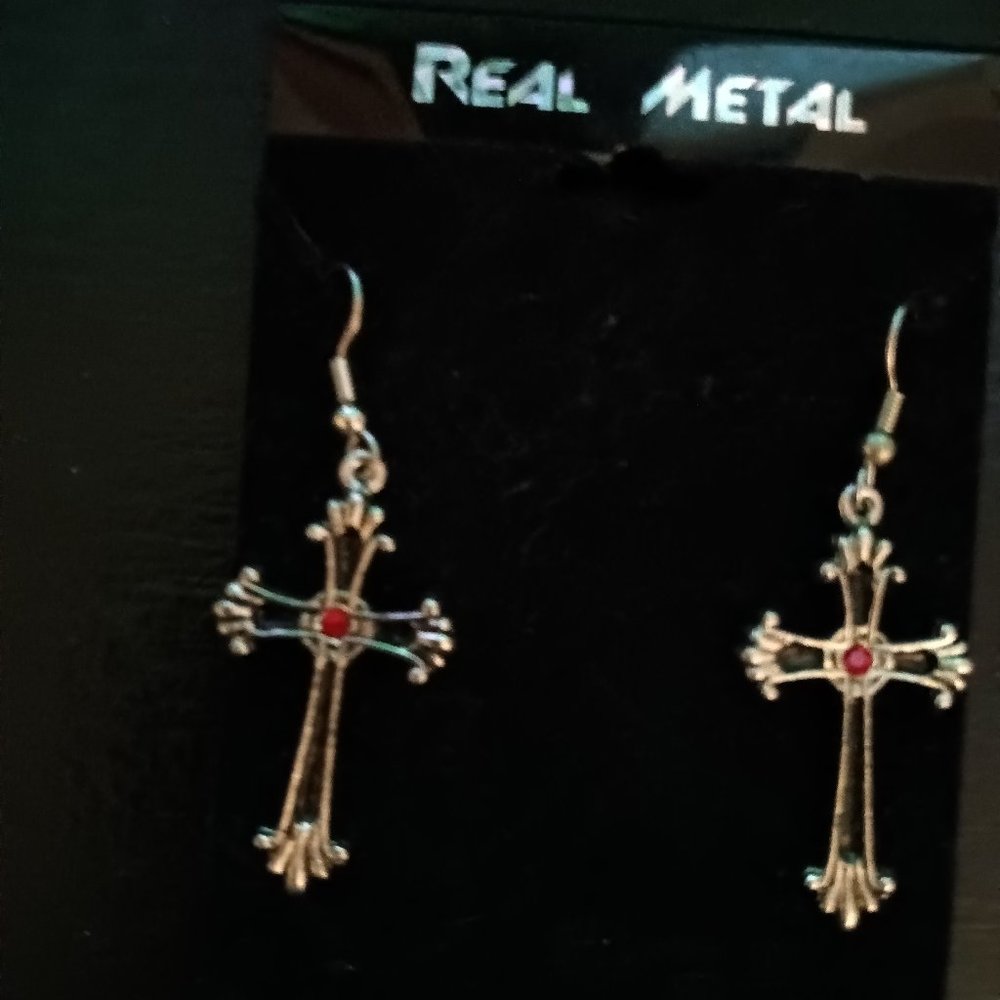 REAL METAL GOTHIC VICTORIAN CROSS W/ RED AUSTRIAN EARRINGS